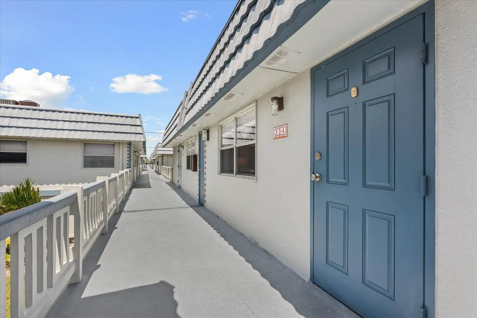 1 bedroom 1 bath Residential for sale at 334 Tuscany F, Delray Beach FL 33446