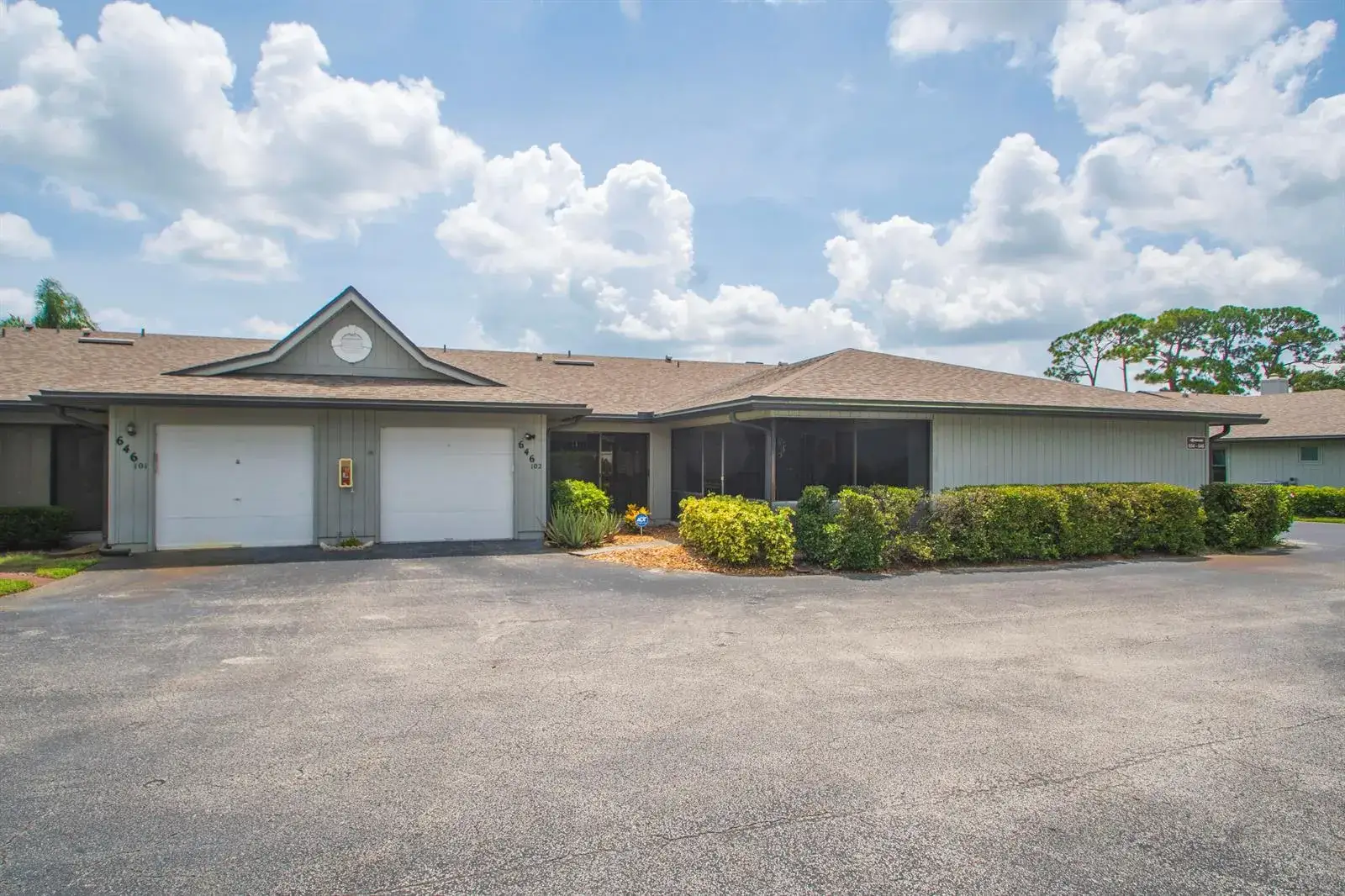 3 bedroom 2 bath Residential for sale at 646 CENTRE SW # 102, Vero Beach FL 32962