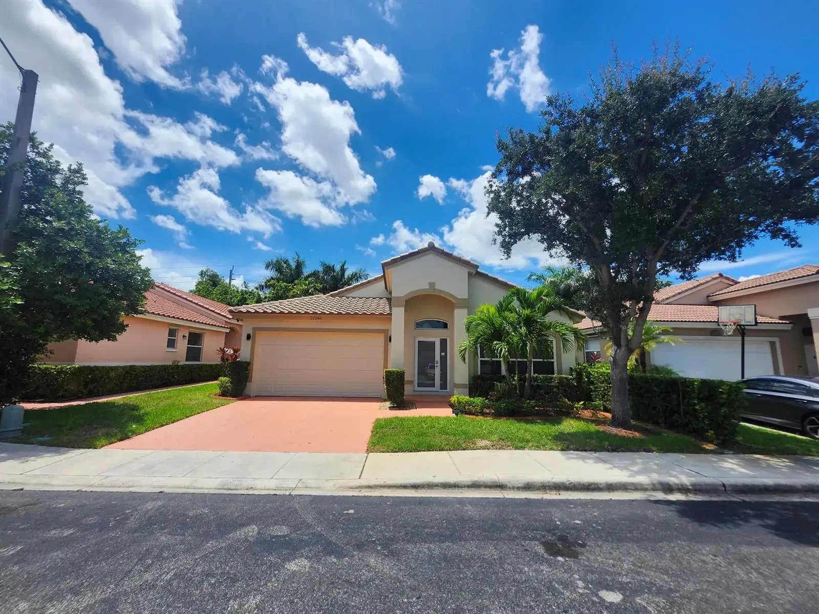 3 bedroom 2 bath Residential for sale at 10246 SW 16th Court, Pembroke Pines FL 33025