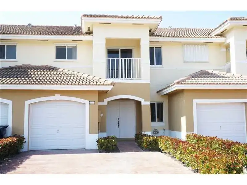3 bedroom 2 bath Residential Lease for rent at 5732 SW 162nd Pass # 5732, Miami FL 33193