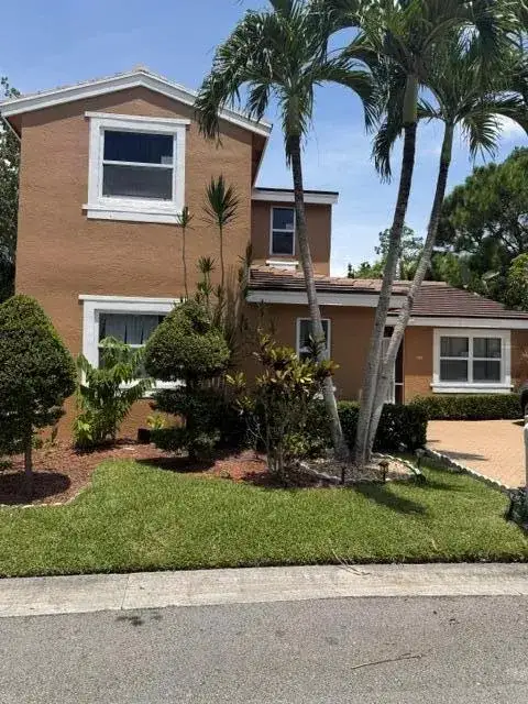 3 bedroom 2 bath Residential for sale at 188 CARIBE Court, FL 33413