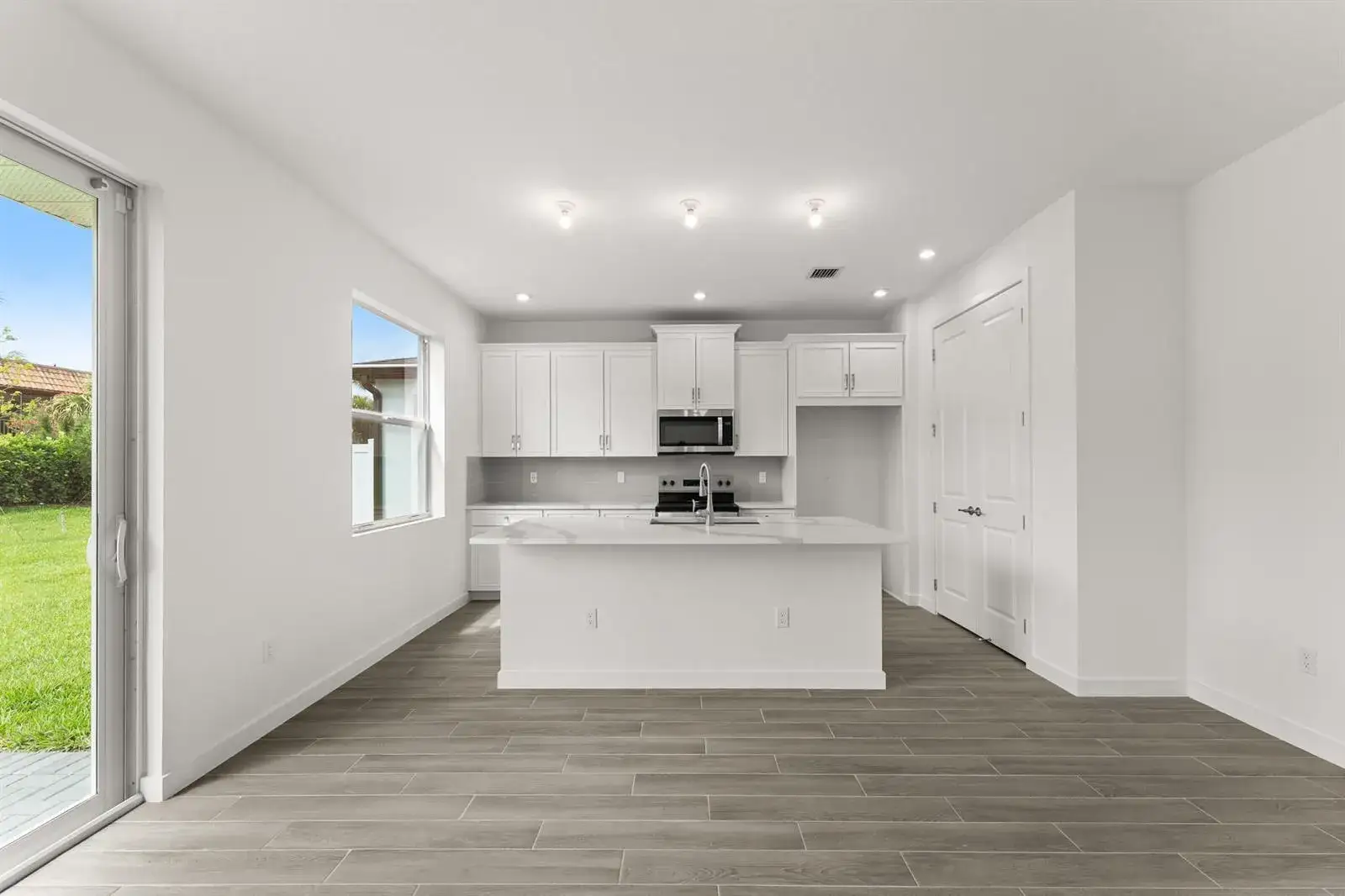 3 bedroom 2 bath Residential for sale at 7284 CLAUDELLE Street, Lake Worth FL 33467