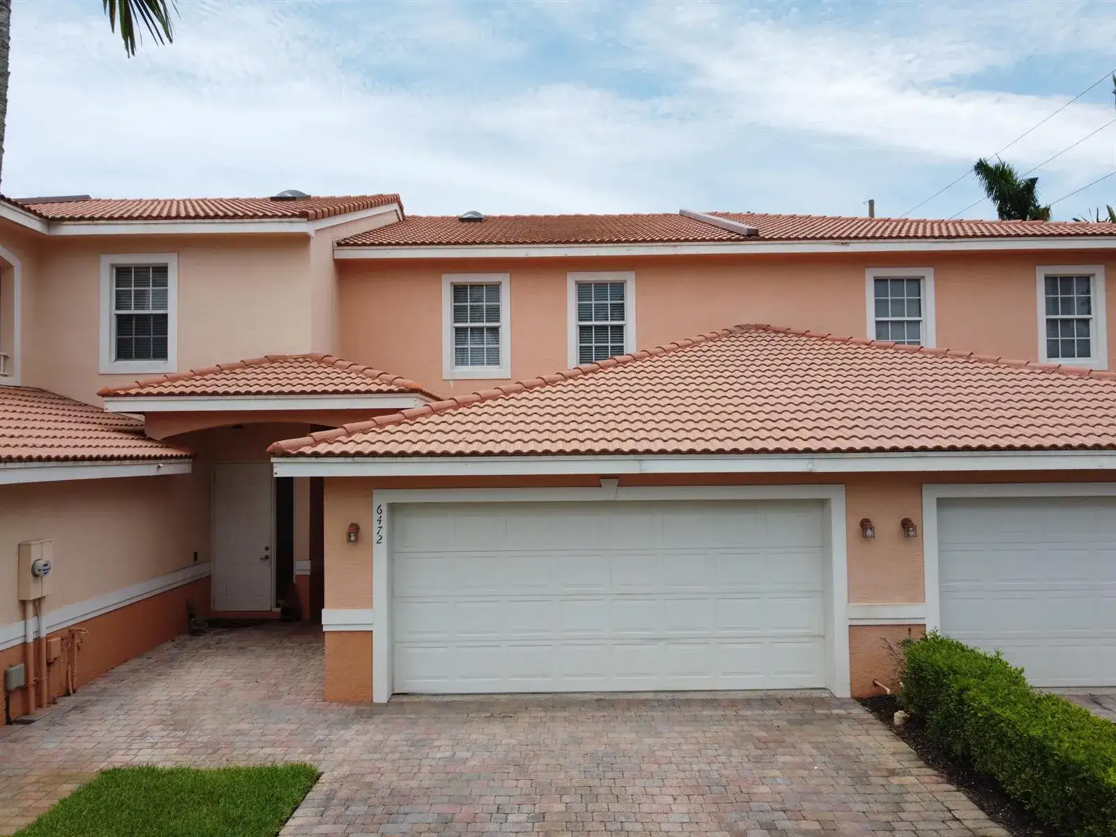 3 bedroom 2 bath Residential for sale at 6472 Azura Lake Road, Lake Worth FL 33463