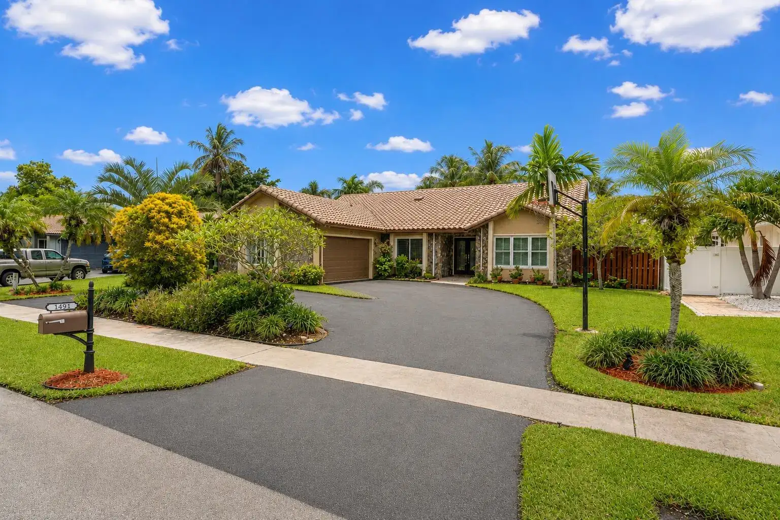 4 bedroom 2 bath Residential for sale at 1491 NW 99TH Avenue, Plantation FL 33322