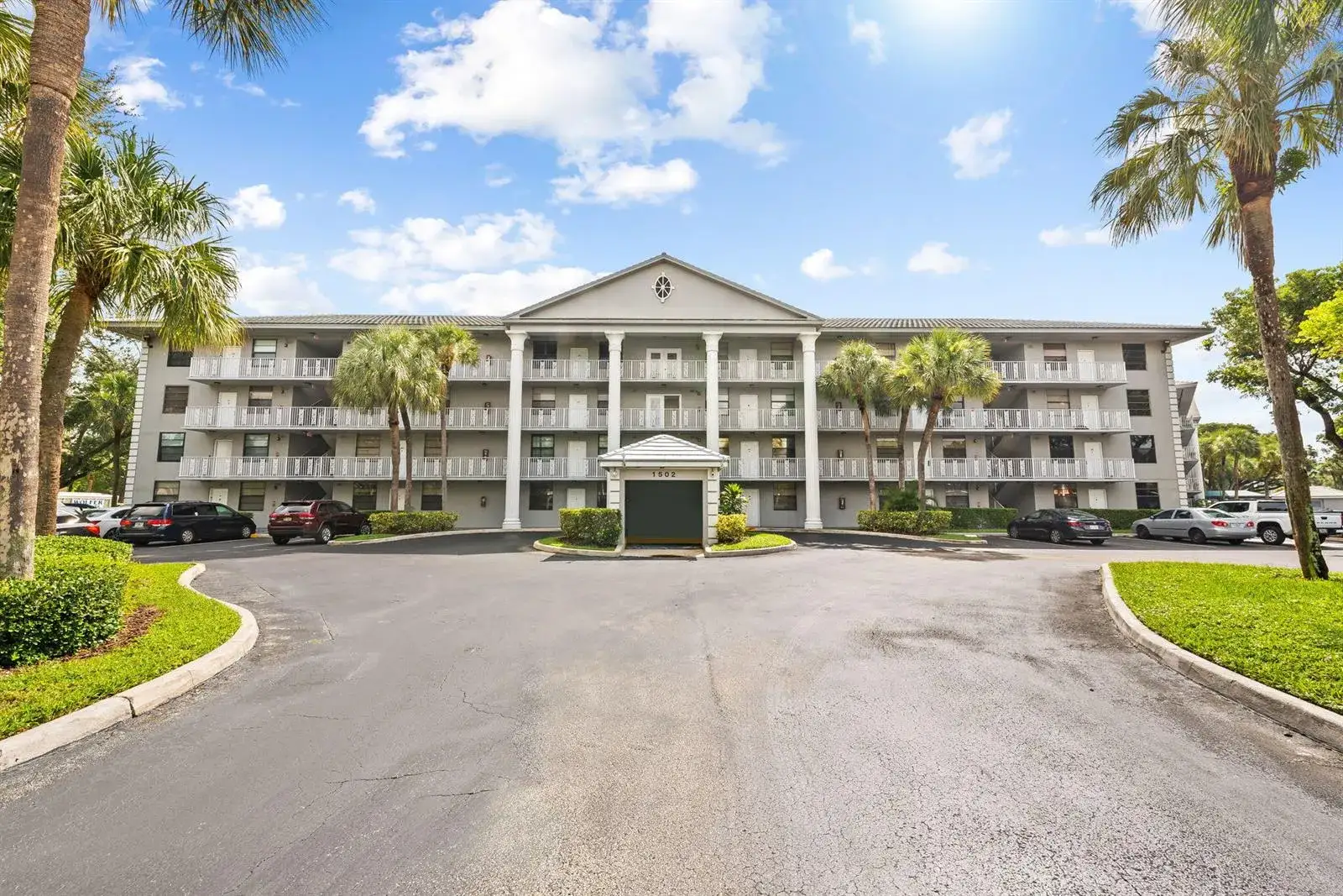 2 bedroom 2 bath Residential for sale at 1502 Whitehall Drive # 403, Davie FL 33324