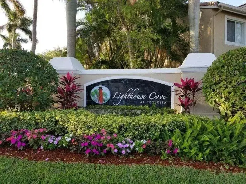242 VILLAGE Boulevard # 2205, Tequesta FL 33469