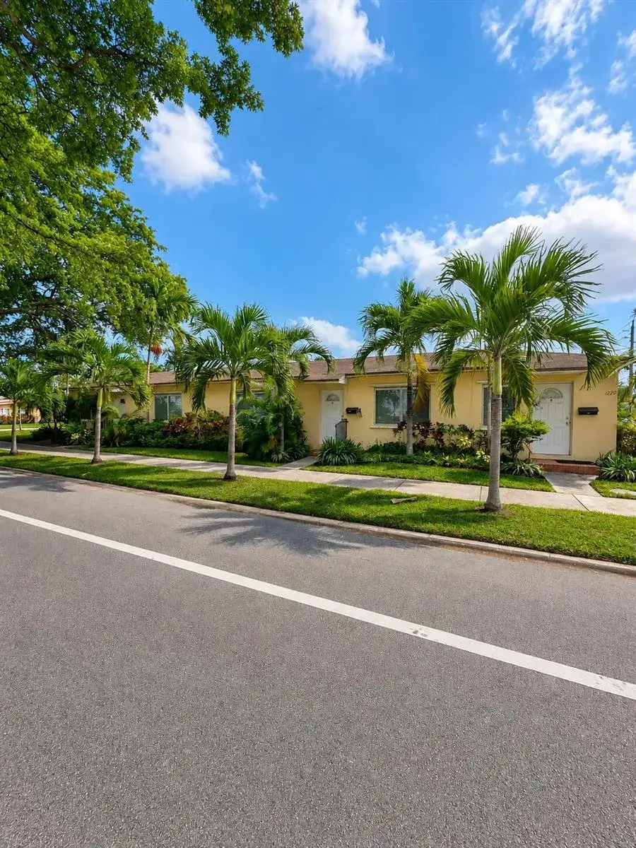 Residential Income for sale at 1220 S 20TH Avenue, Hollywood FL 33020