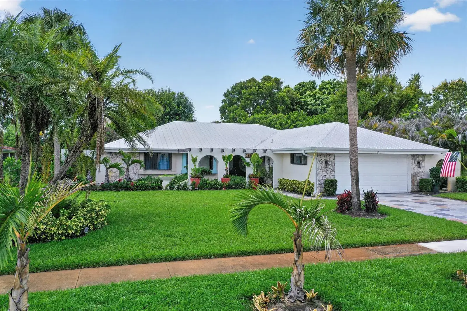 3 bedroom 2 bath Residential for sale at 1866 SE HANBY Avenue, Port St. Lucie FL 34952
