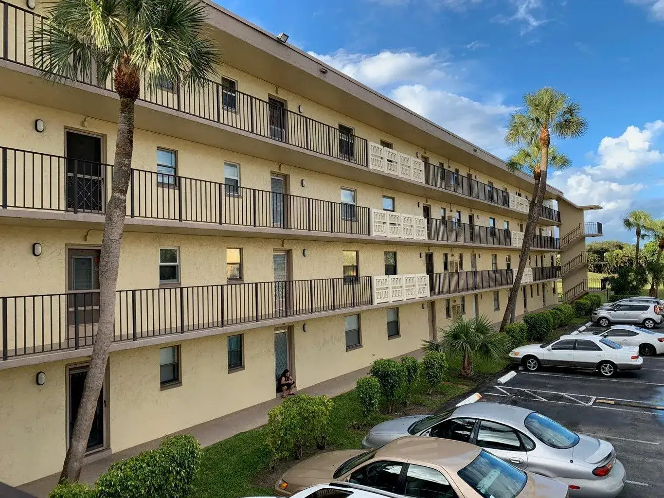 2 bedroom 2 bath Residential Lease for rent at 9355 SW 8th Street # 208, Boca Raton FL 33428
