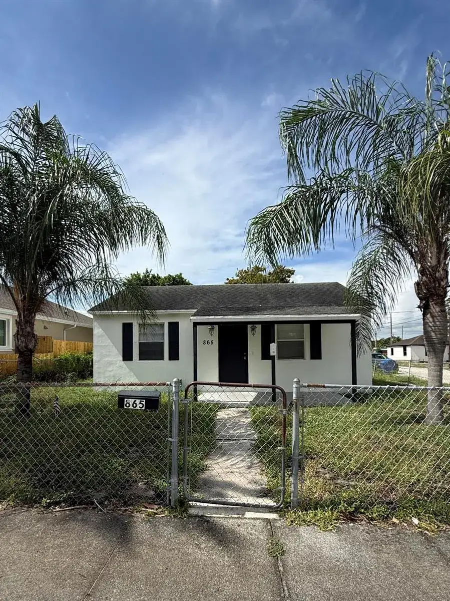 2 bedroom 1 bath Residential Lease for rent at 865 W 3RD Street, Riviera Beach FL 33404
