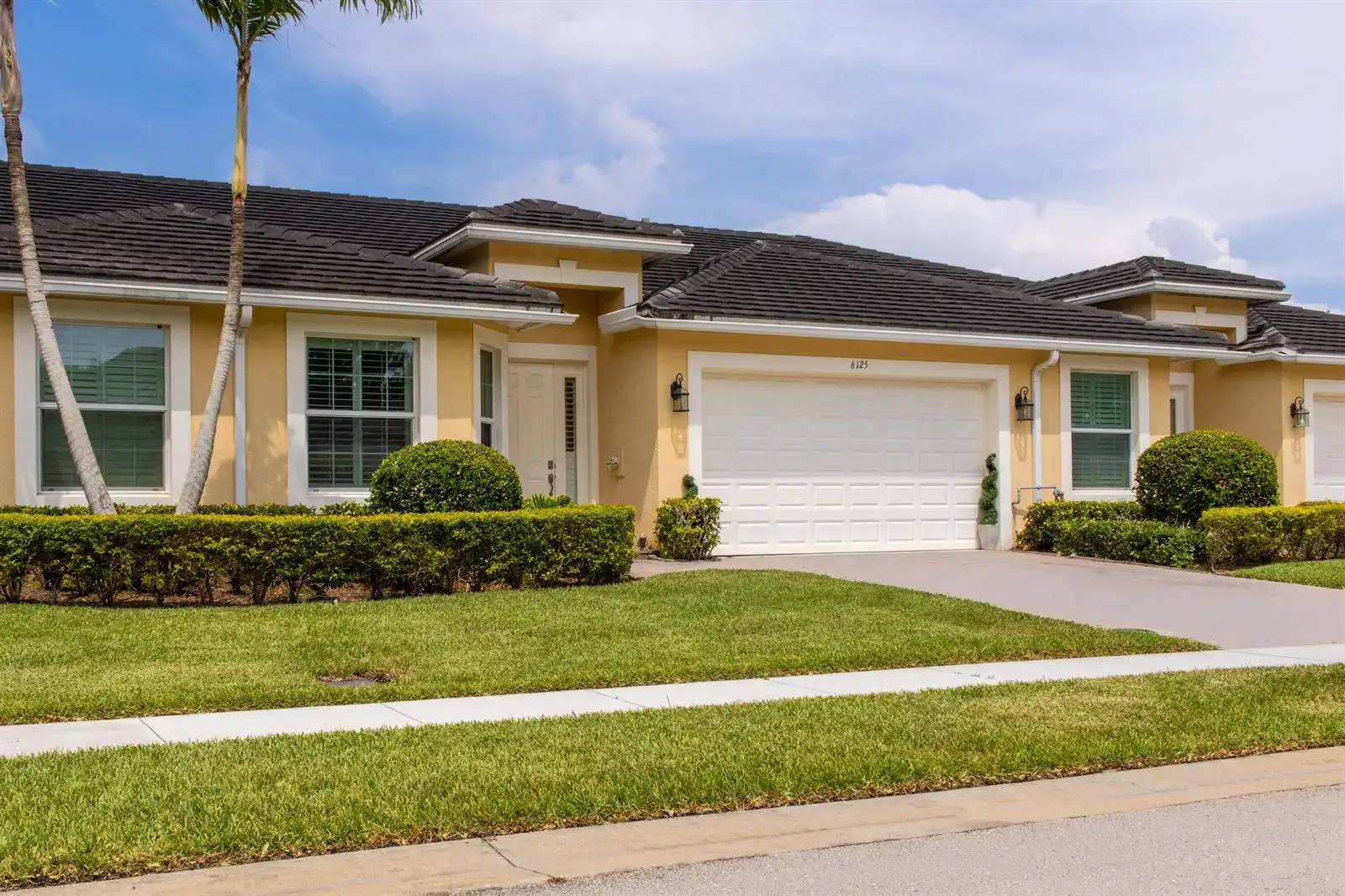 2 bedroom 2 bath Residential for sale at 6125 NW Wick Lane, Port St. Lucie FL 34983