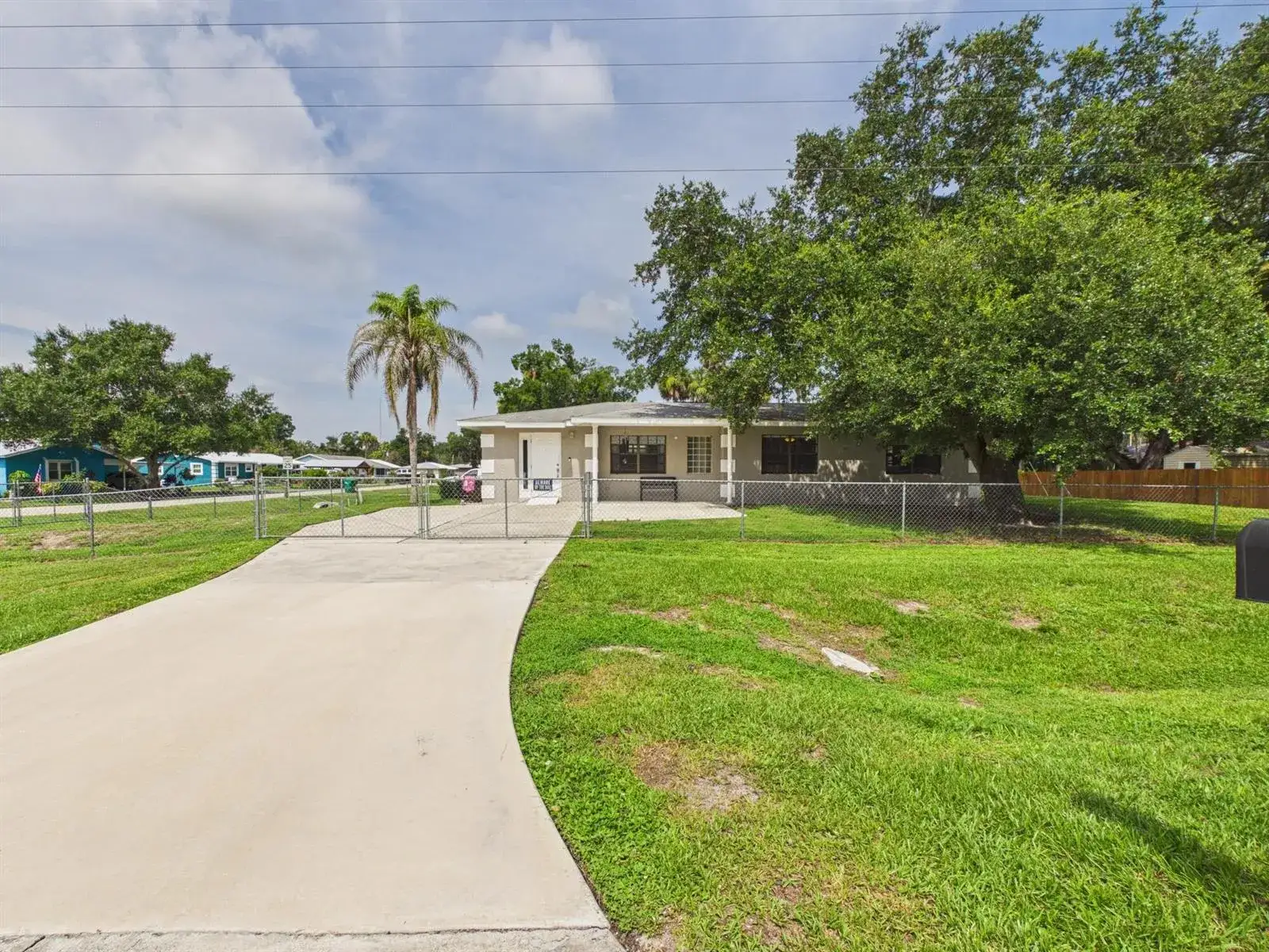 3 bedroom 2 bath Residential for sale at 2151 SW 32ND Avenue, Okeechobee FL 34974
