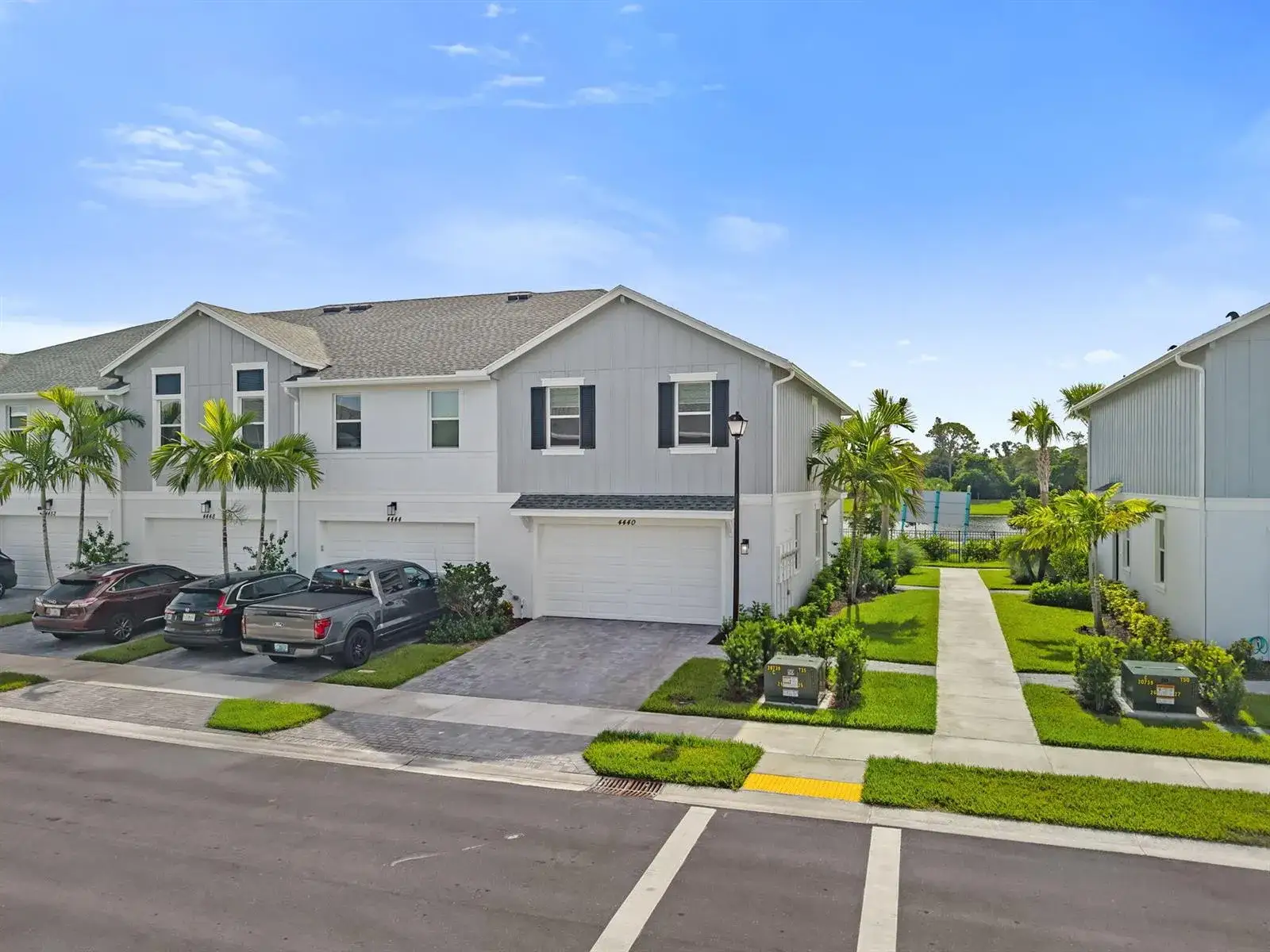4 bedroom 2 bath Residential Lease for rent at 4440 Longwood Lake Square, Westlake FL 33470