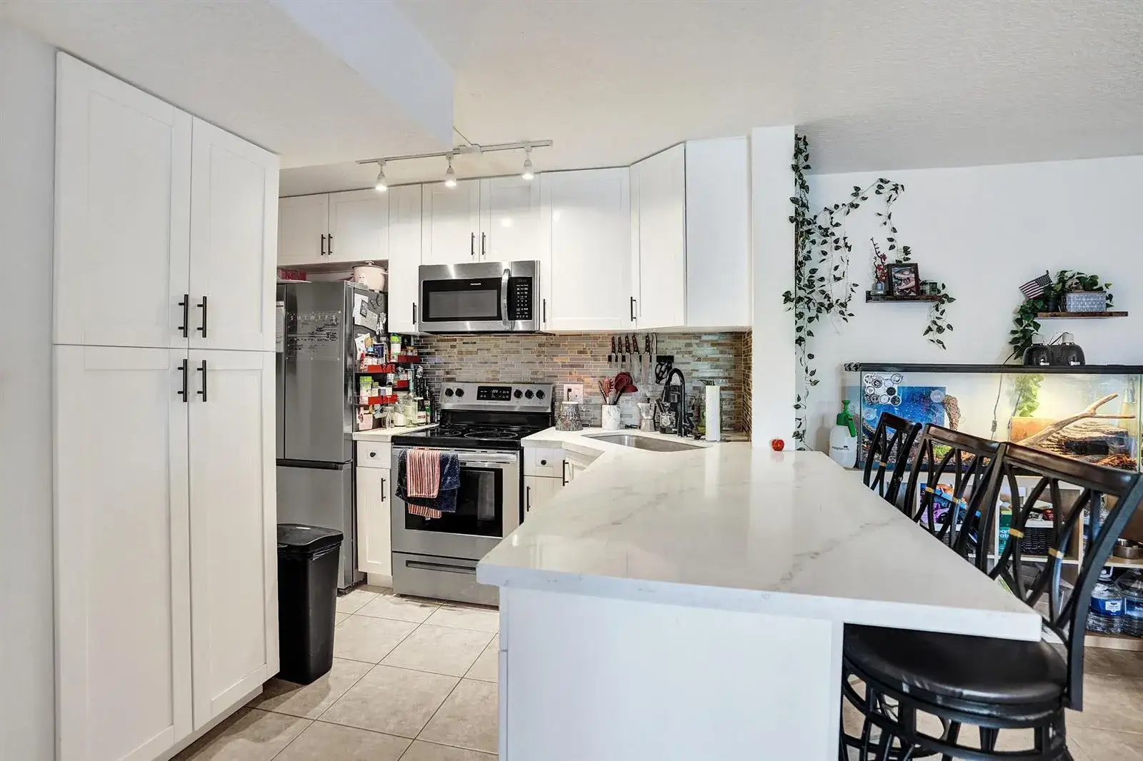 2 bedroom 2 bath Residential for sale at 629 Sea Pine Way # A1, FL 33415