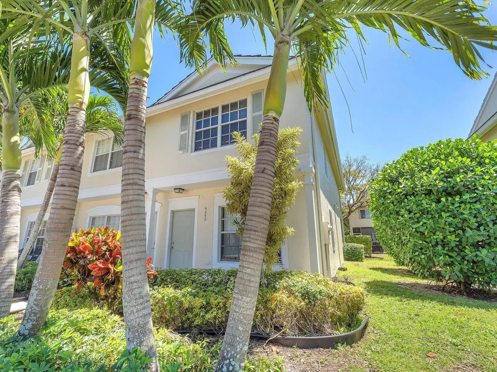 3 bedroom 2 bath Residential Lease for rent at 9850 NW 57TH Manor, Coral Springs FL 33076