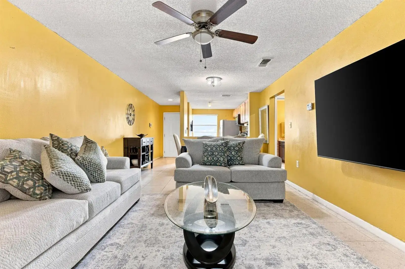 2 bedroom 2 bath Residential for sale at 2232 SW 81st Avenue, Miramar FL 33025