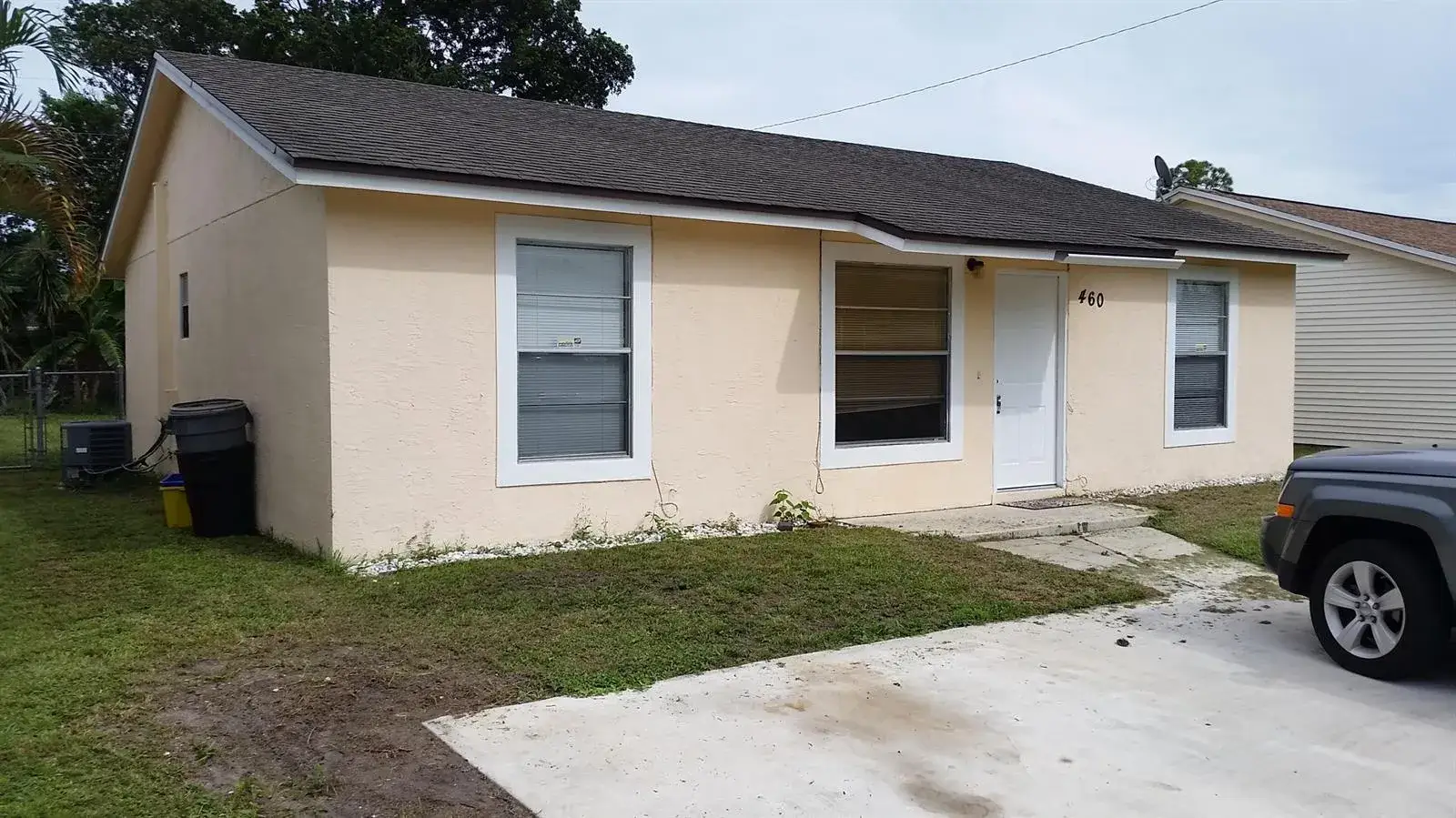 3 bedroom 2 bath Residential for sale at 460 Fleming Avenue, FL 33463