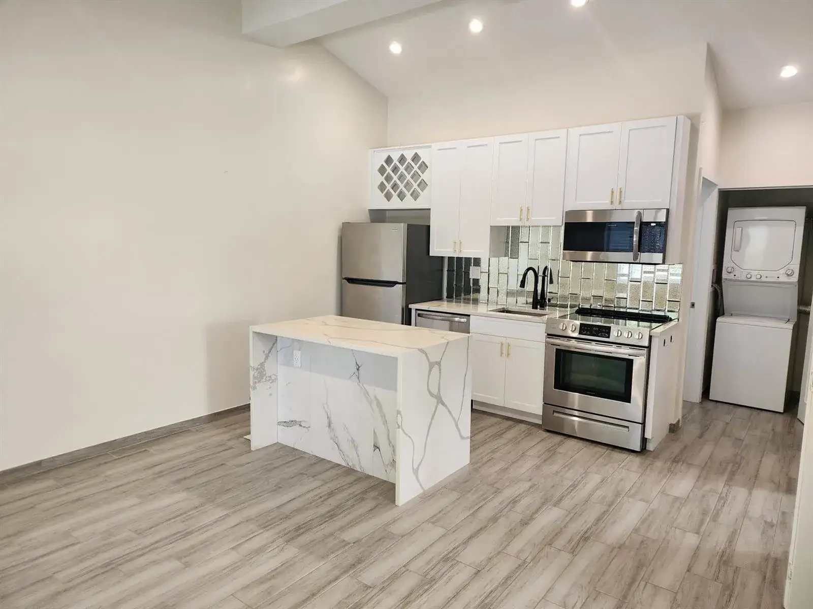 315 SW 7TH Street # 1, Fort Lauderdale FL 33315