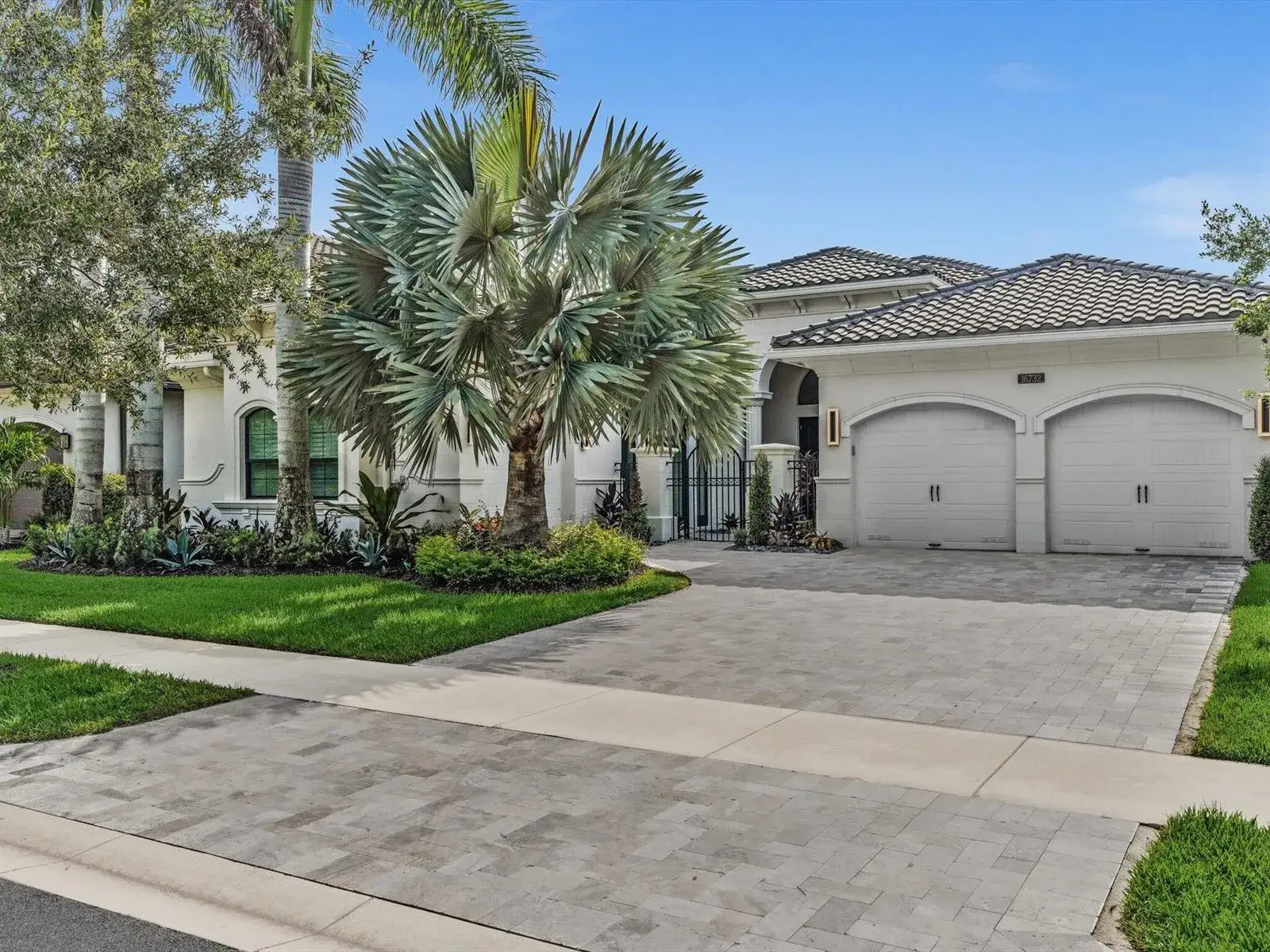 16732 Strasbourg Lane, Delray Beach FL 33446