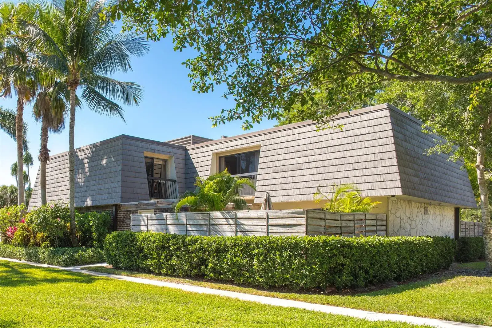 3 bedroom 2 bath Residential Lease for rent at 1314 13th Terrace, Palm Beach Gardens FL 33418