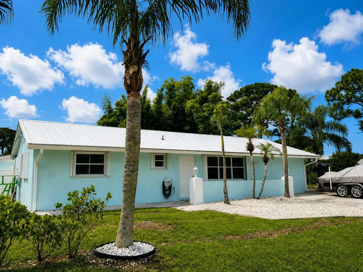 3 bedroom 2 bath Residential for sale at 2184 SE WASHINGTON Street N, Stuart FL 34997