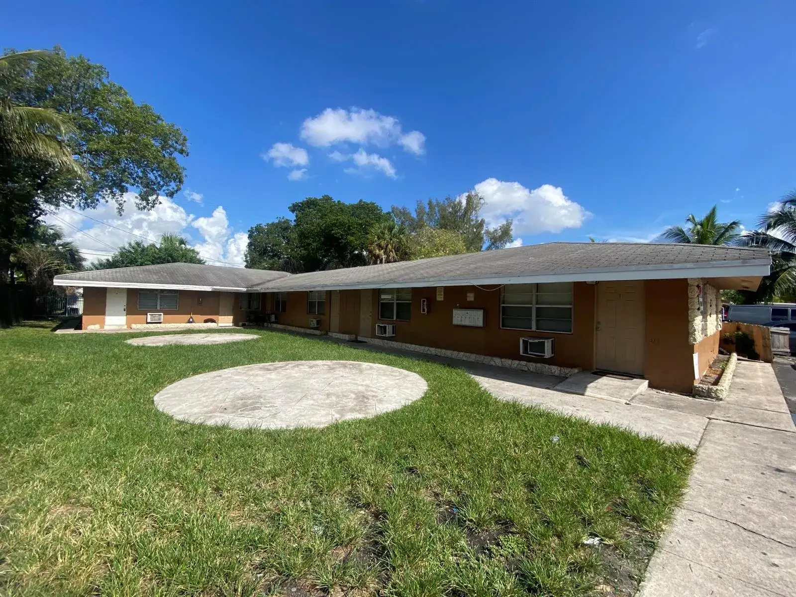 1 bedroom 1 bath Residential Lease for rent at 1019 NW 5TH Avenue # 6, Fort Lauderdale FL 33311