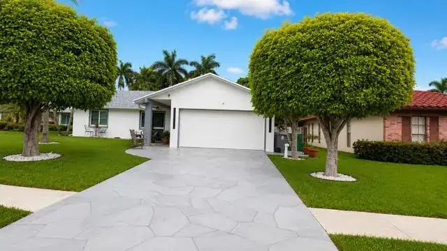 3 bedroom 2 bath Residential for sale at 21521 WOODCHUCK Court, Boca Raton FL 33428