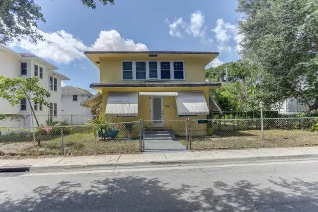 314 CRANESNEST Way, West Palm Beach FL 33401