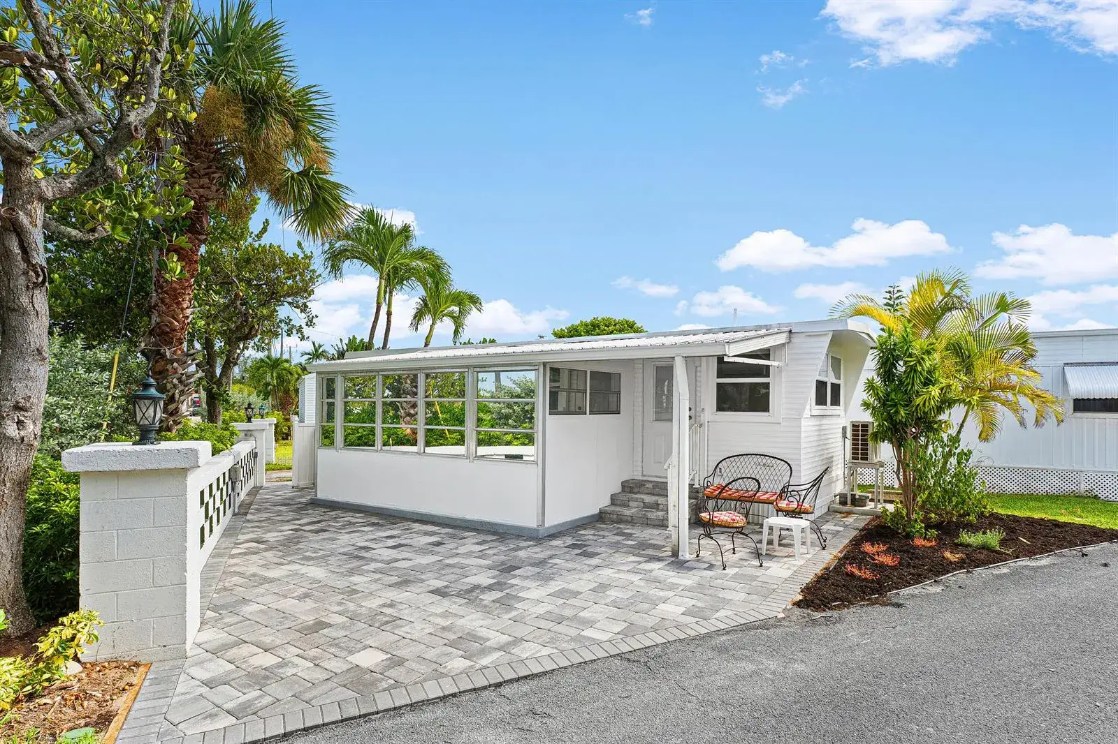 1 bedroom 1 bath Residential for sale at 21 Bamboo Drive, Briny Breezes FL 33435