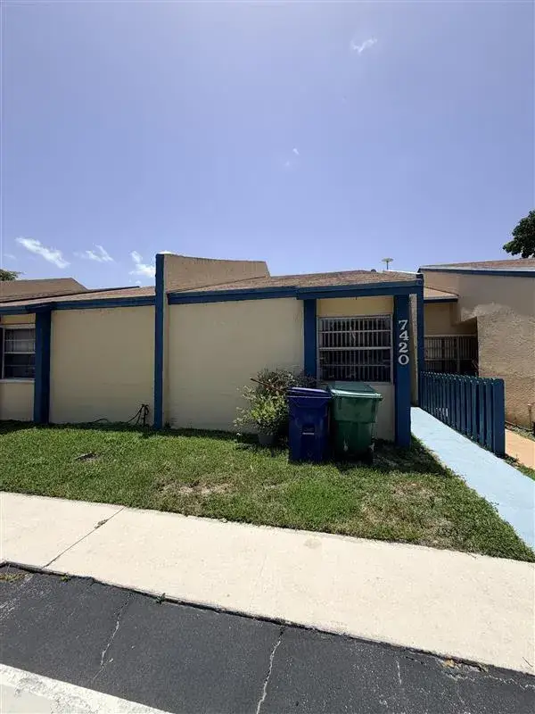 2 bedroom 2 bath Residential for sale at 7420 NW 34th Street, Lauderhill FL 33319