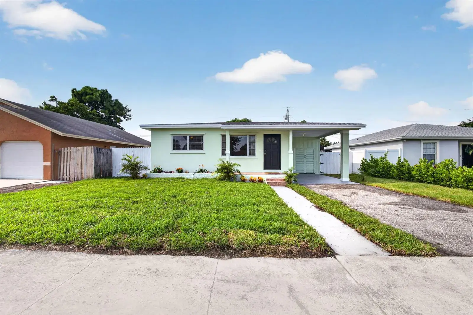 3 bedroom 1 bath Residential for sale at 1547 W 10TH Street, Riviera Beach FL 33404