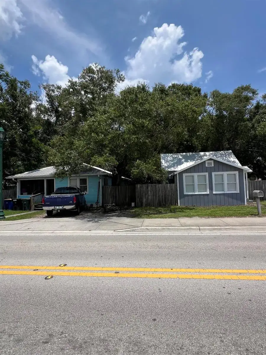 3 bedroom 1 bath Residential for sale at 122 N 13th Street, Fort Pierce FL 34950