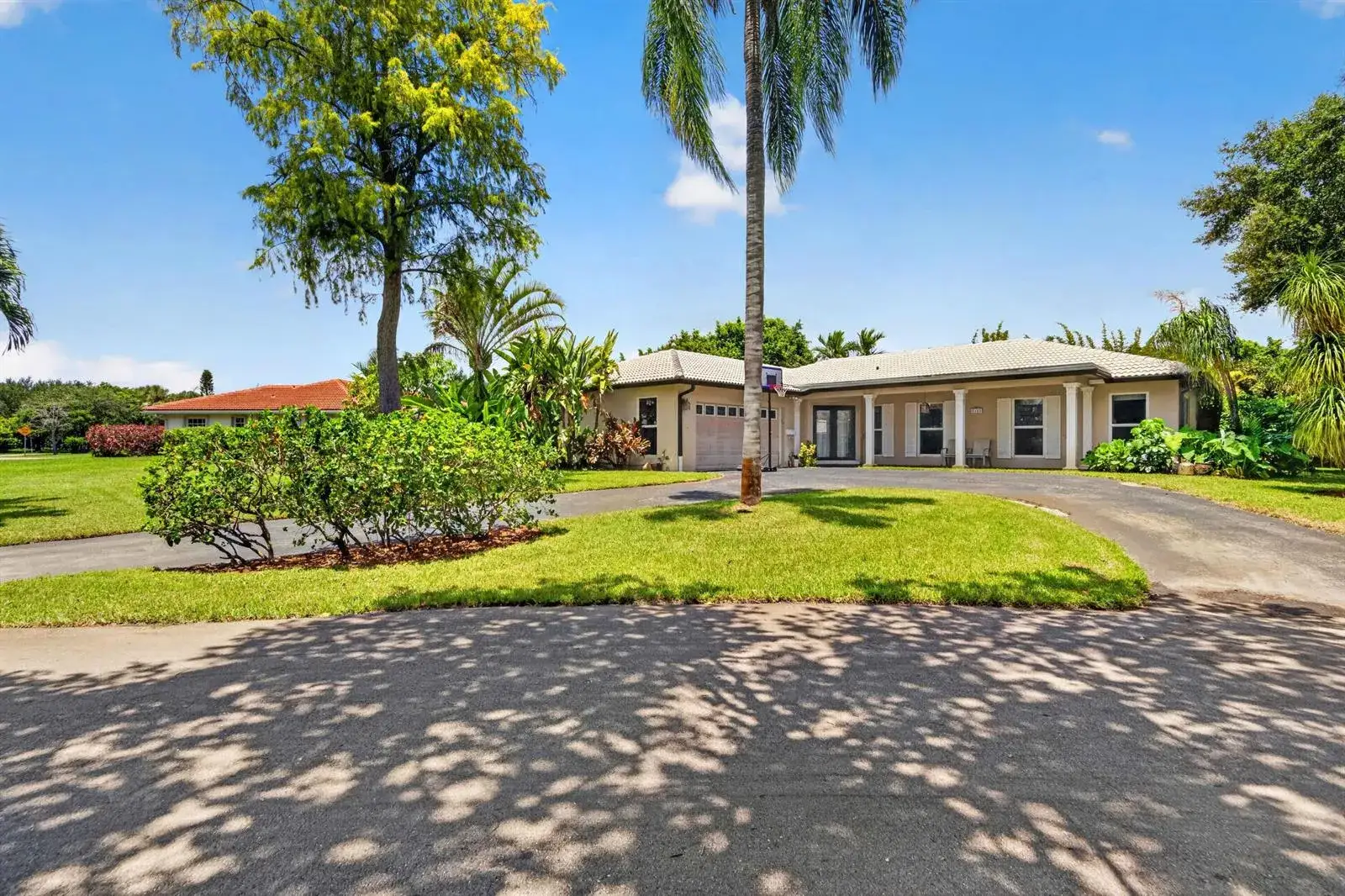 4 bedroom 3 bath Residential for sale at 9404 NW 37TH Court, Coral Springs FL 33065