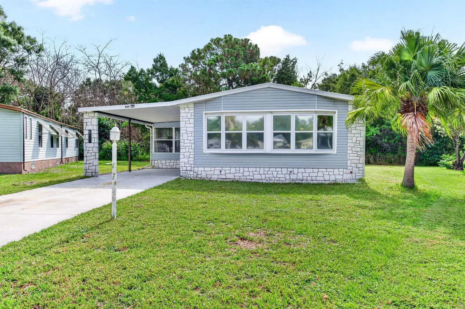 2 bedroom 2 bath Residential for sale at 655 W Marlin Circle, FL 32976