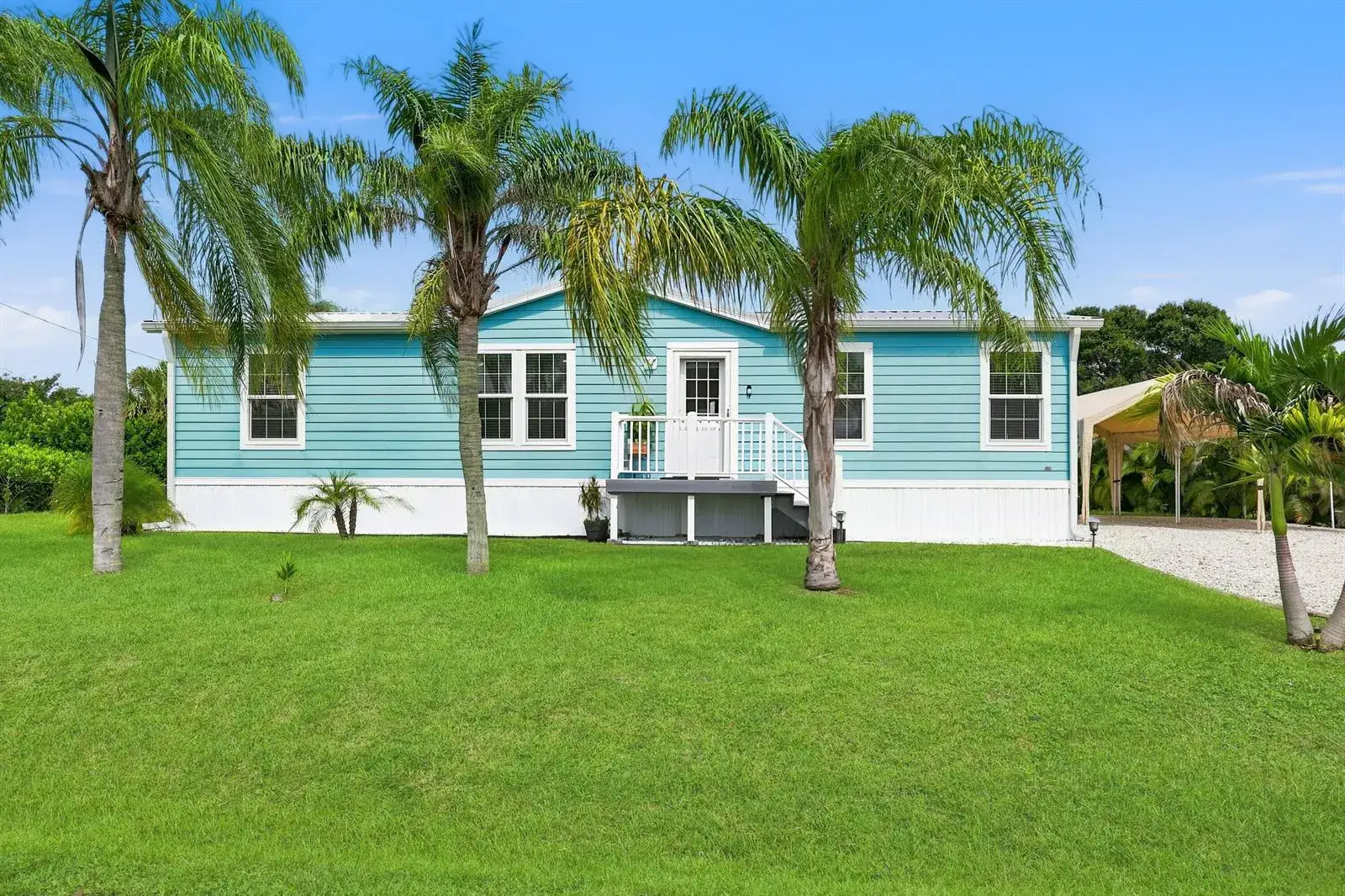 3 bedroom 2 bath Residential for sale at 4675 SE Circle Way, Stuart FL 34997