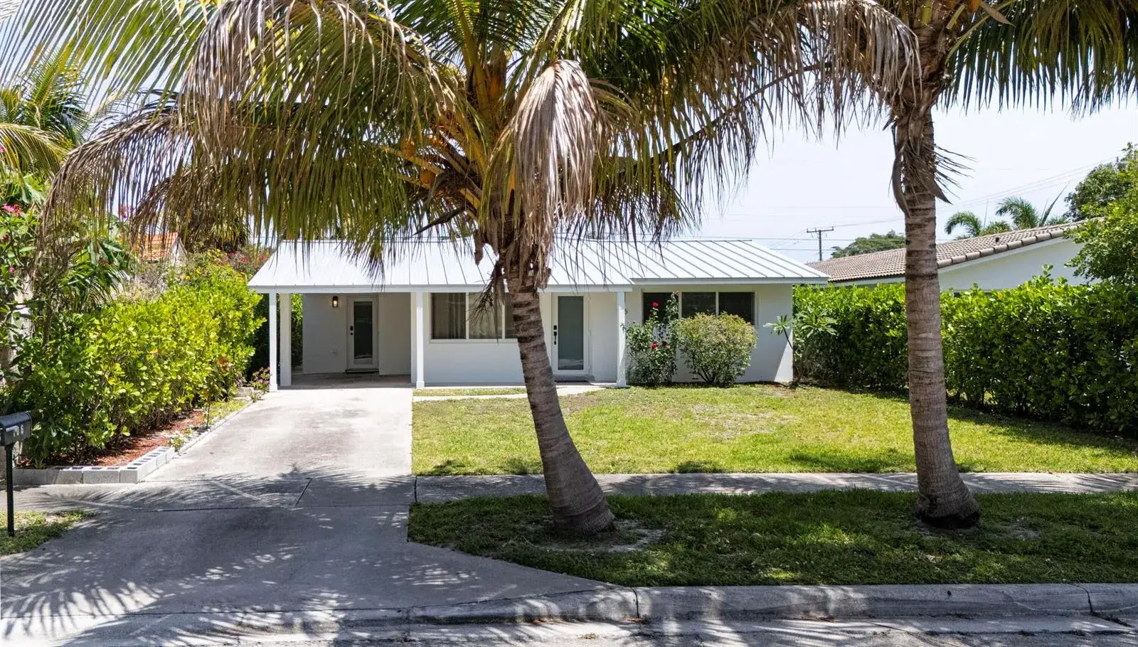 3 bedroom 2 bath Residential Lease for rent at 106 Auburn Drive, Lake Worth FL 33460