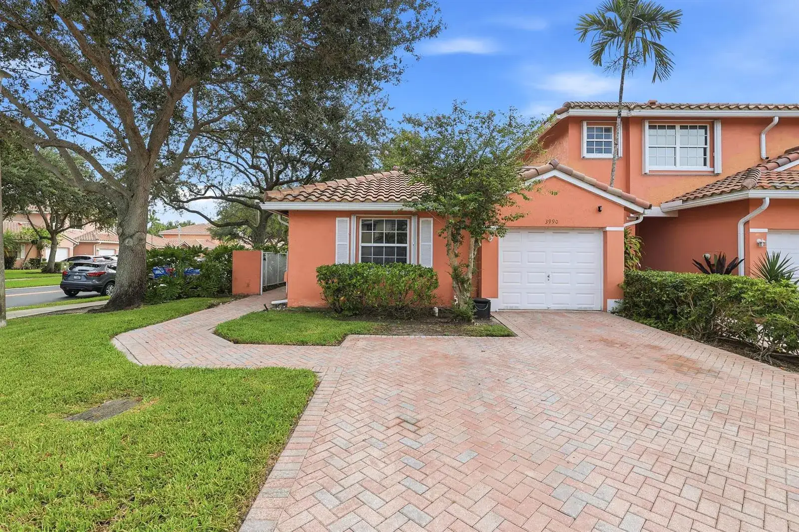 2 bedroom 2 bath Residential for sale at 3990 NW 91ST Terrace, Sunrise FL 33351