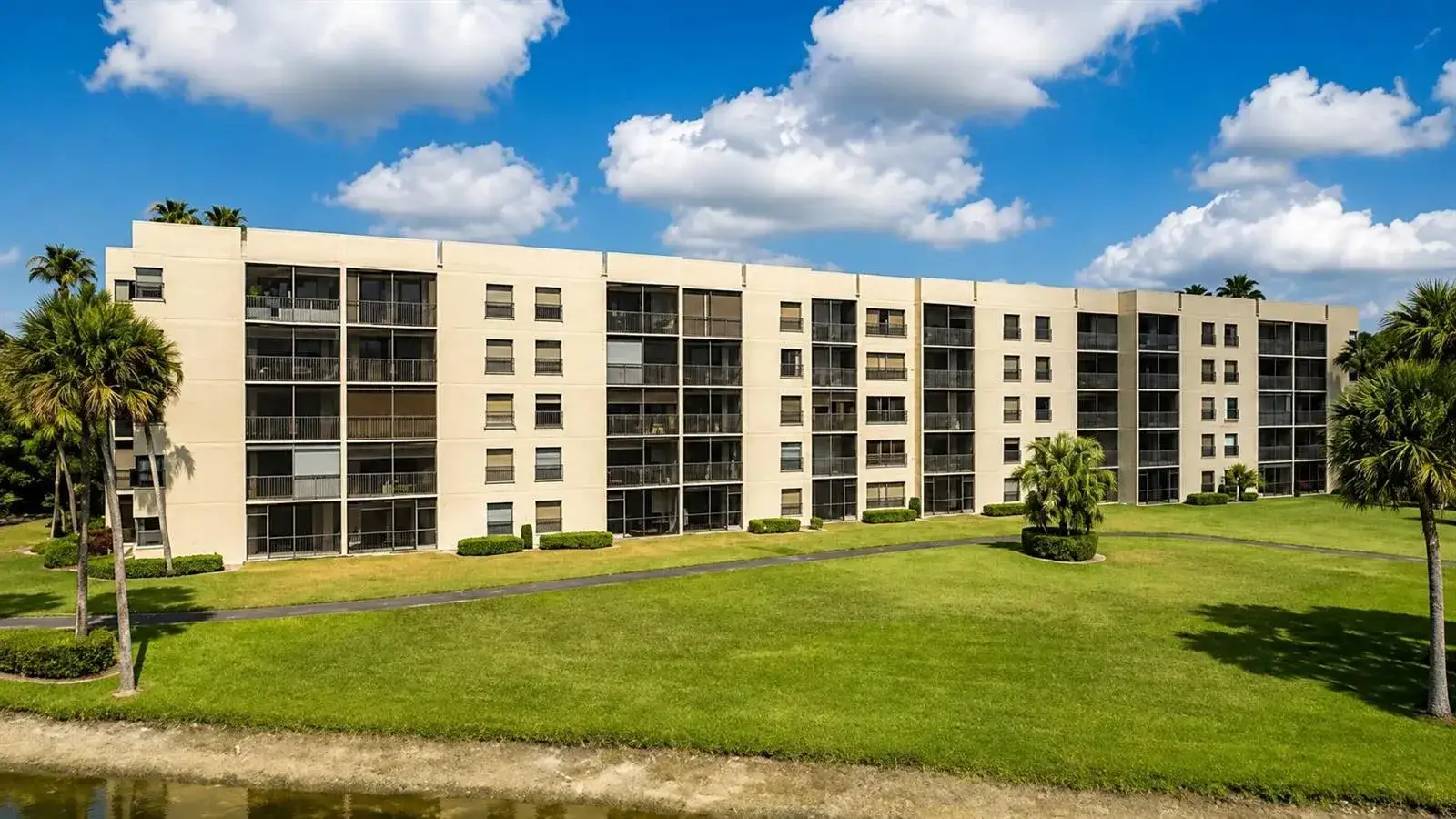 2 bedroom 2 bath Residential for sale at 3100 NW 42nd Avenue # d, Cape Coral FL 33993