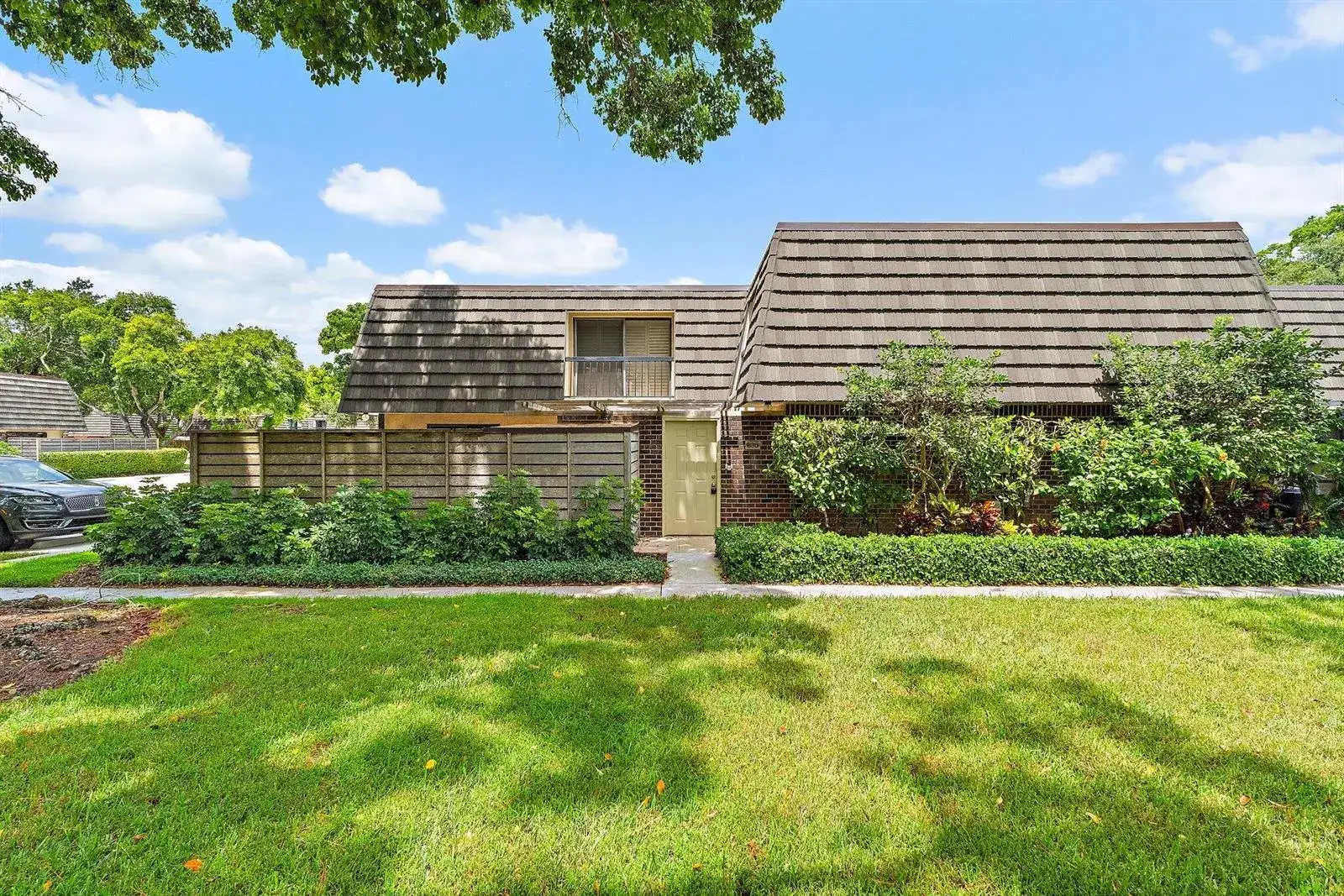630 6th Terrace, Palm Beach Gardens FL 33418