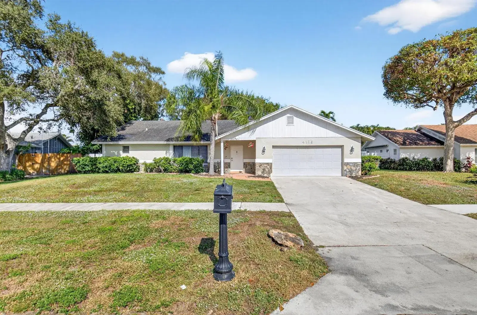 4 bedroom 2 bath Residential Lease for rent at 4135 Bay Laurel Way, Boca Raton FL 33487