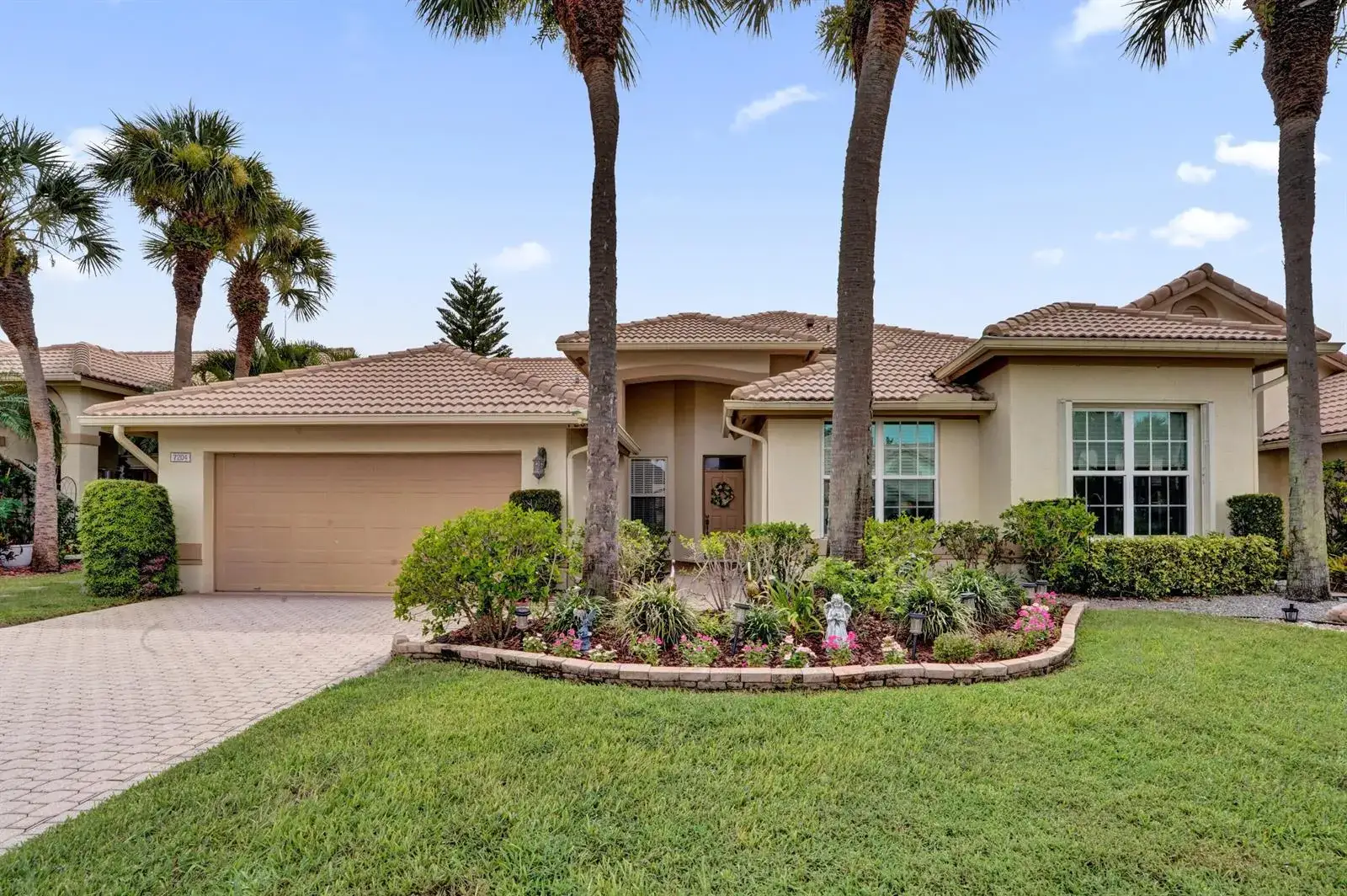 3 bedroom 2 bath Residential for sale at 7204 ASHFORD Lane, Boynton Beach FL 33472