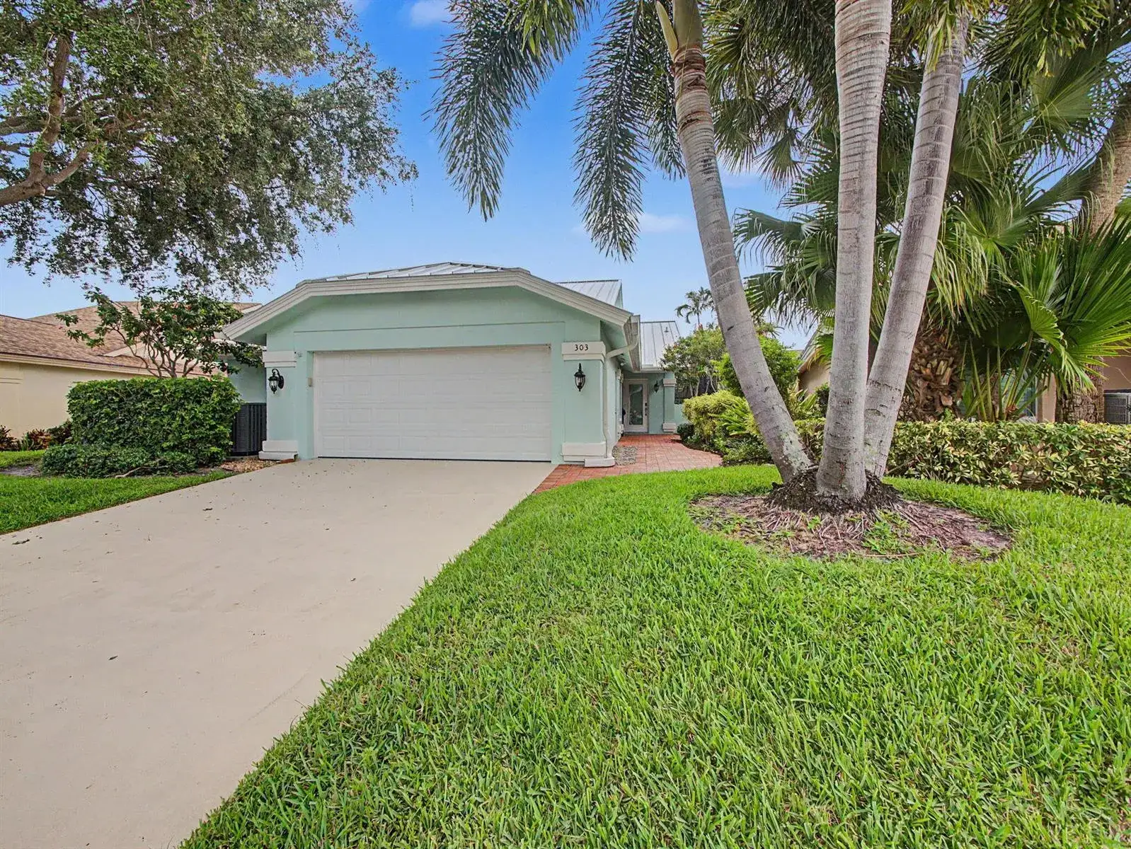 3 bedroom 2 bath Residential Lease for rent at 303 LEEWARD Drive, Jupiter FL 33477
