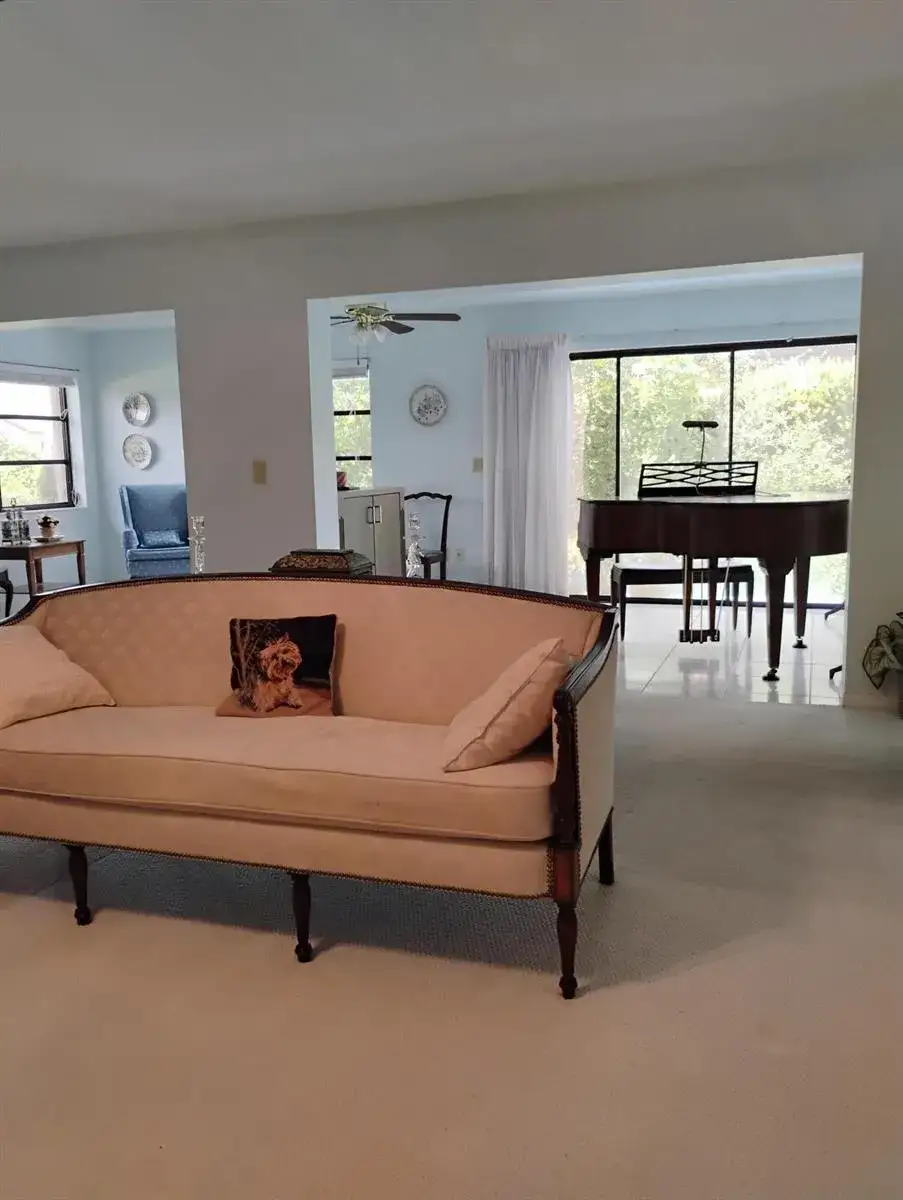 2 bedroom 2 bath Residential for sale at 6265 American Azalea Lane, FL 33463