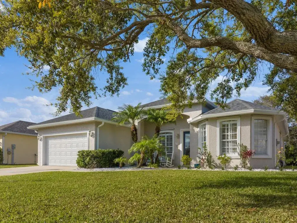 3 bedroom 2 bath Residential for sale at 5765 W 1ST Square SW, Vero Beach FL 32968