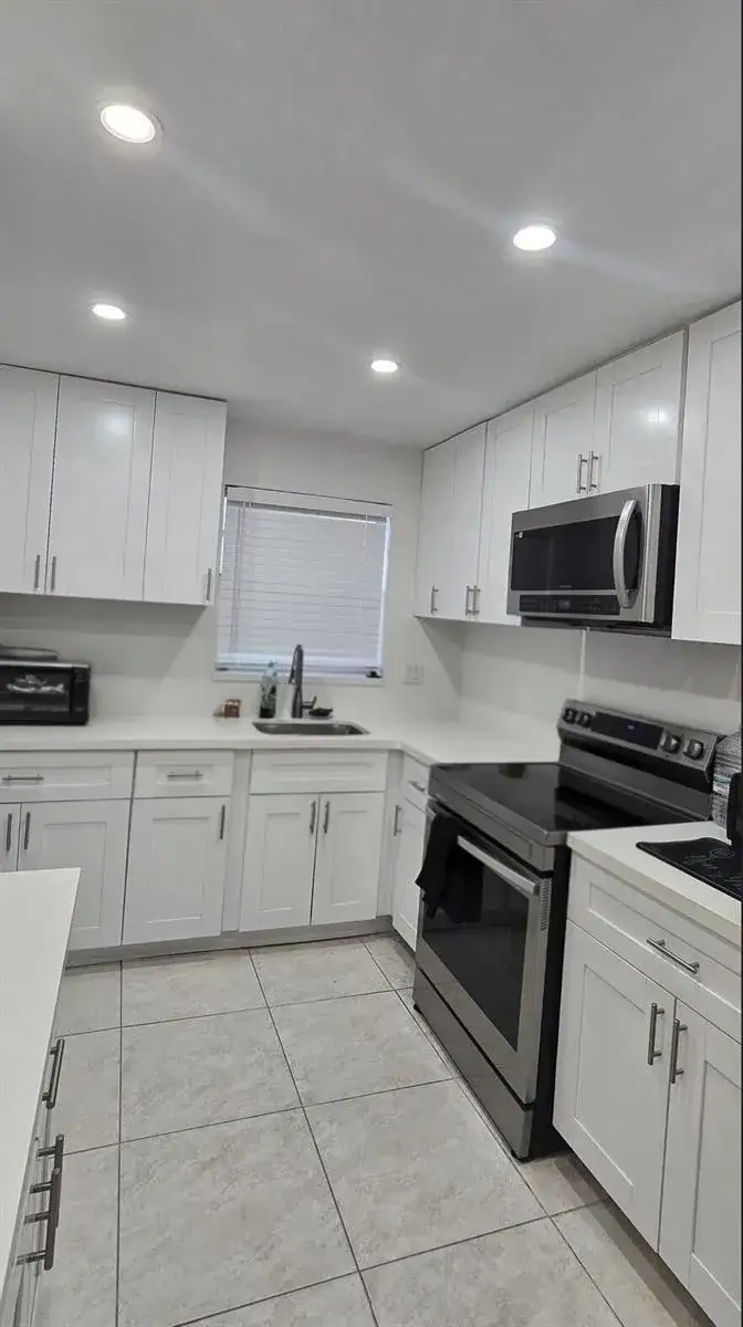 1 bedroom 1 bath Residential for sale at 603 S State Road 7 # 1E, Margate FL 33068
