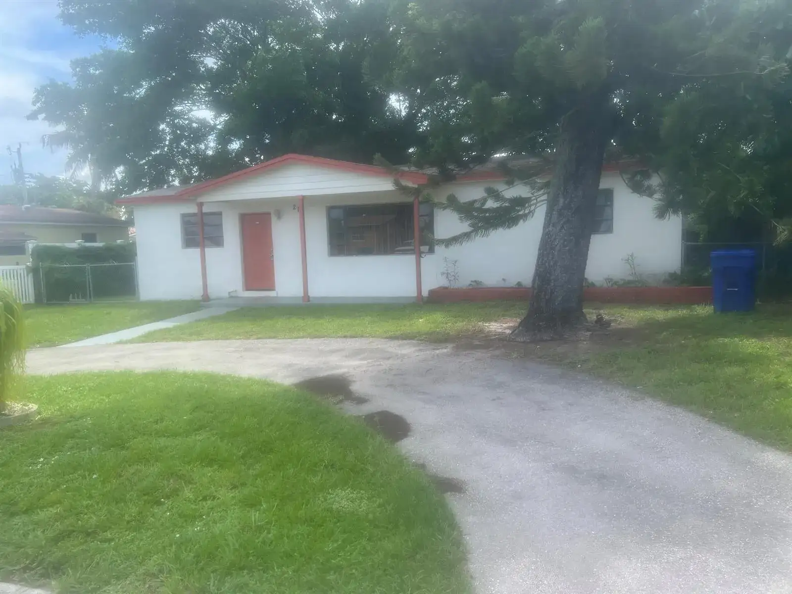 3 bedroom 2 bath Residential Lease for rent at 211 N 66TH Avenue, Hollywood FL 33024
