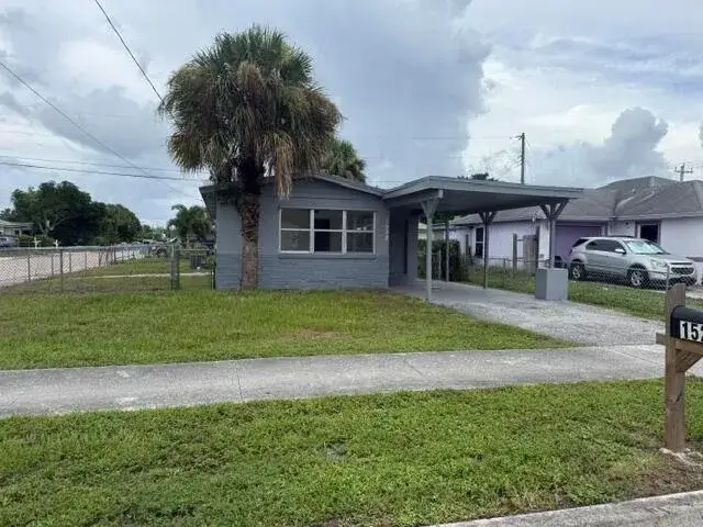 1528 Avenue S, Riviera Beach FL 33404