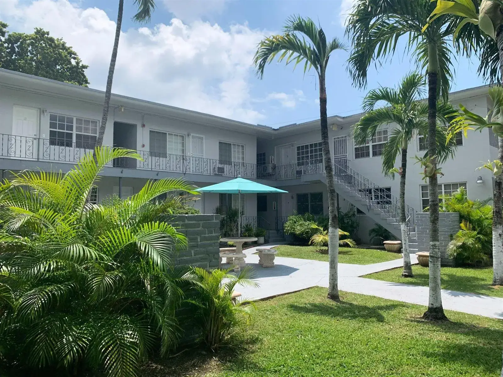 1 bedroom 1 bath Residential Lease for rent at 555 SW 16TH Avenue # 15, Miami FL 33135