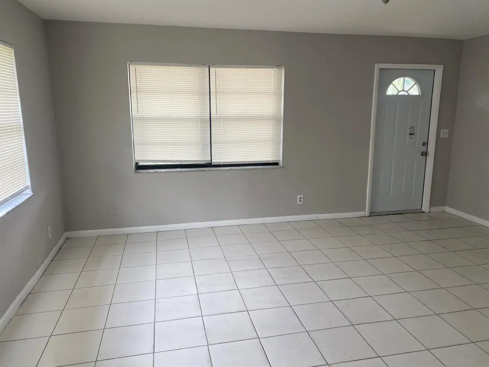3 bedroom 2 bath Residential Lease for rent at 4714 Summit Villas, West Palm Beach FL 33415