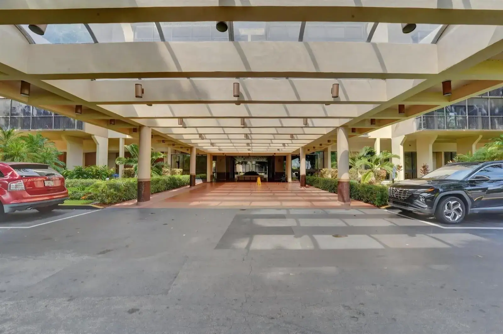 2 bedroom 2 bath Residential for sale at 2800 N 46TH Avenue # A404, Hollywood FL 33021